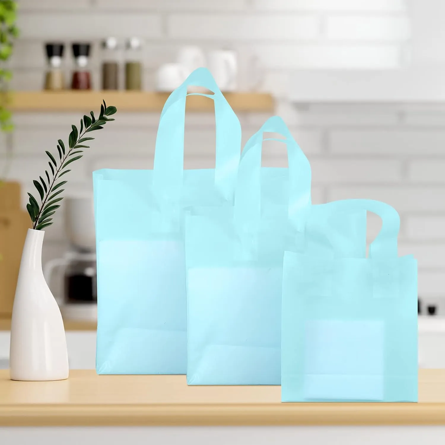 100 Pcs Frosted Plastic Gift Bags with Handles for Small Business Clear Shopping Bags with Cardboard Bottom,4 Sizes