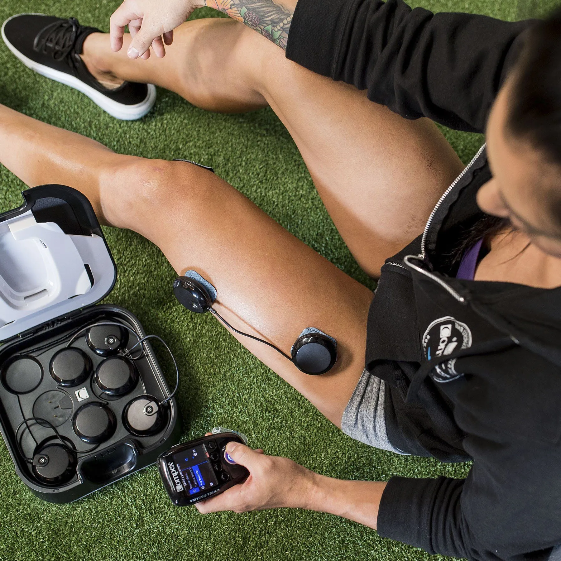 Compex SP 8.0 Wireless Muscle Stimulator [Pre-Order]