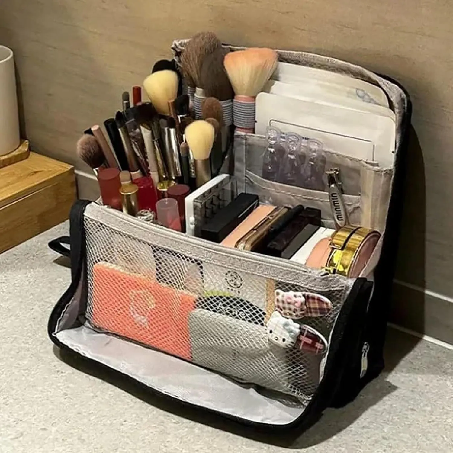 Doresty Makeup Bag, Standing Makeup Bag – Portable, Large Capacity, Waterproof Vertical Office Desktop Storage Bags, Multi-Purpose Large Capacity Oxford Cloth Toiletry Bag, with Compartments (Navy)