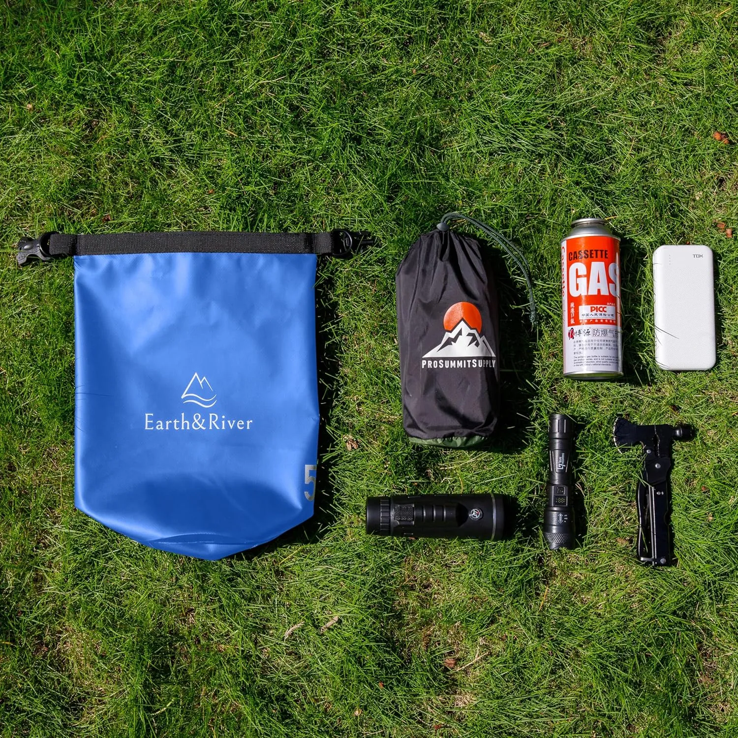 EARTH&RIVER Premium Waterproof Dry Bag Backpack, Extra Thick, Protection for All Water Activities & Camping, Floating Lightweight Dry Bag & IPX8 Waterproof Phone Case (Navy Blue, 5L)