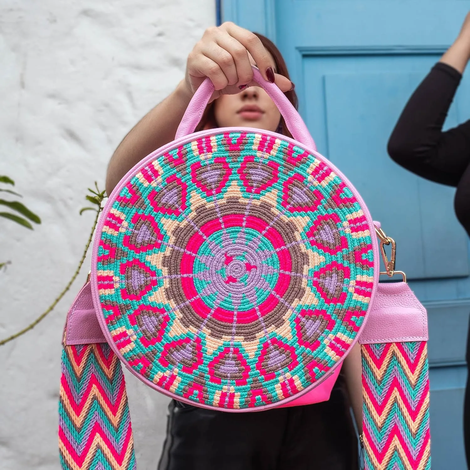 Handcrafted Leather Crossbody Bag for Women - Elegant Leather Bags with Unique Wayuu Weaving - Versatile Genuine Leather Crossbody Bag - Premium Colombian Materials and Design - Pink Bag