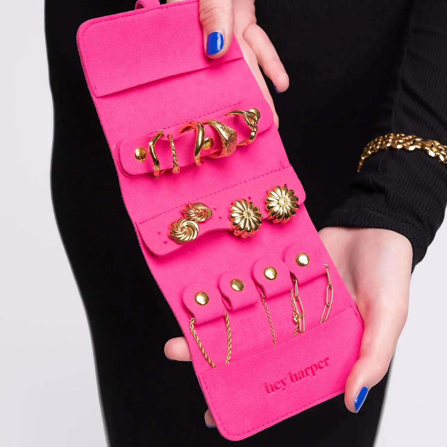 Hey Harper Travel Jewelry Organizer Roll – Compact Storage Pouch for Rings, Earrings, Necklaces & Bracelets – Foldable Case for Women (Included Only Roll) (Fuchsia)