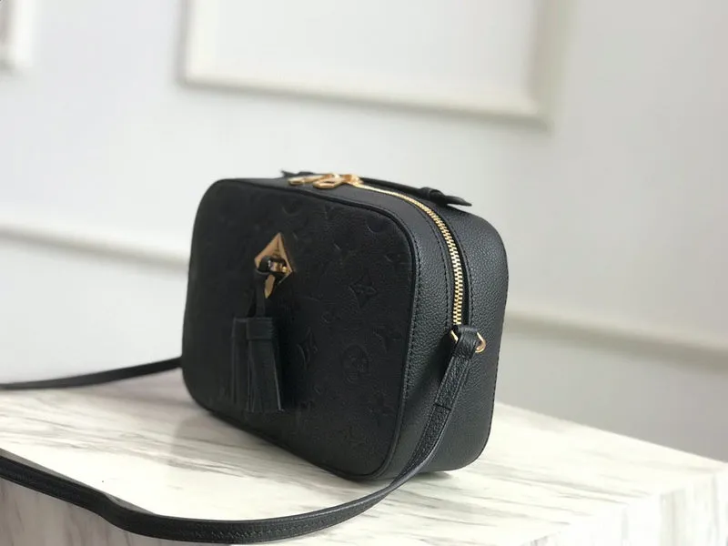 LOV2 Bags - Fashion Bags  1053