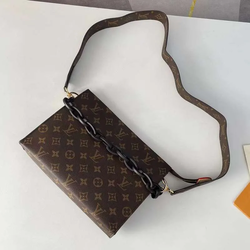 LOV2 Bags - Fashion Bags  1847