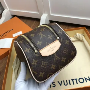 LOV2 Bags - Fashion Bags  1920
