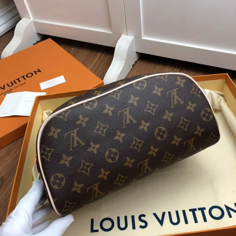 LOV2 Bags - Fashion Bags  1920