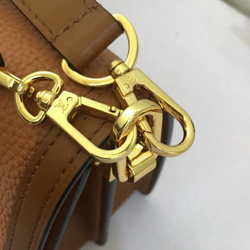 LOV2 Bags - Fashion Bags  2060