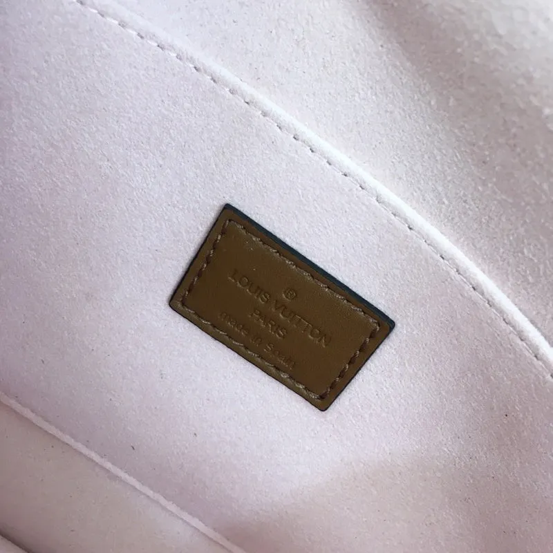 LOV2 Bags - Fashion Bags  2060