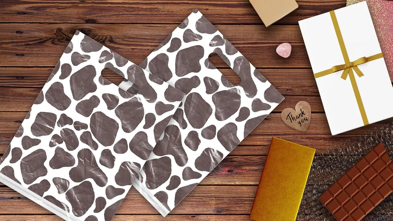 Pro Supply Global 9x12 100 Count Black and White Cow Print Designer Retail Boutique Merchandise Bags with Die Cut Handles Premium Printed Shopping Bags For Small Business Shop Owners