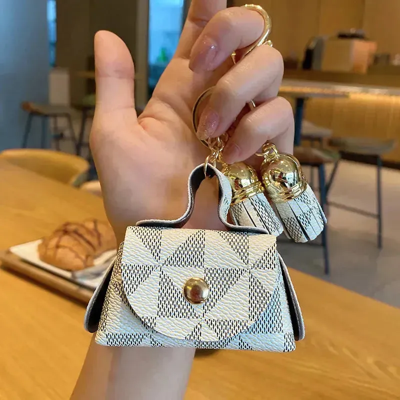 Signature Style Monogram Coin Purse