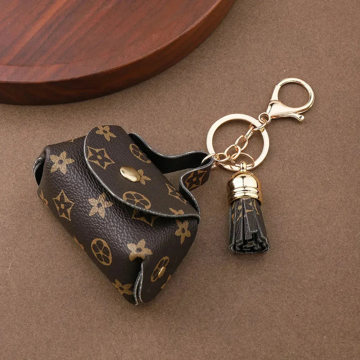 Signature Style Monogram Coin Purse