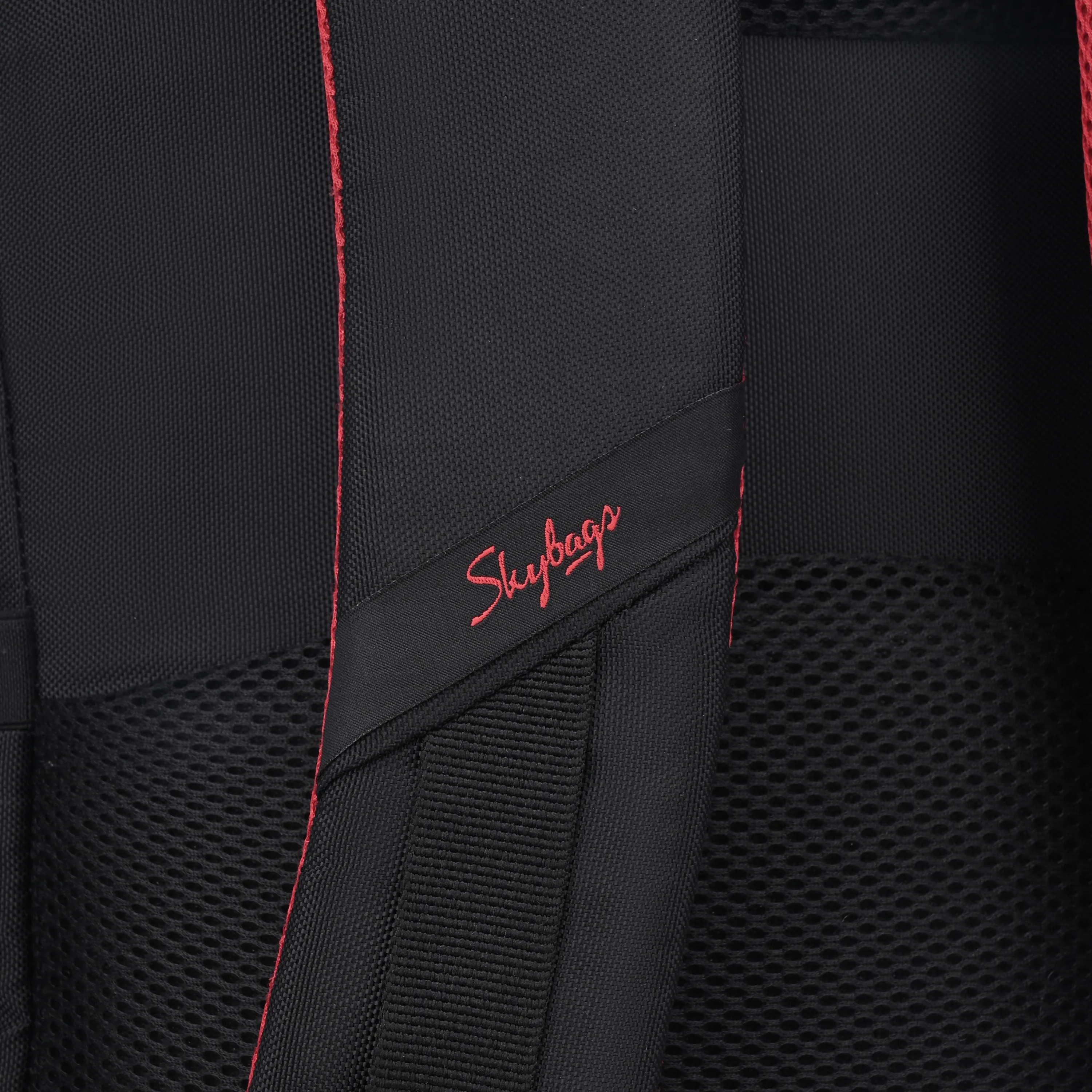 Skybags GAMERAZE 01 GAMING LAPTOP  BACKPACK