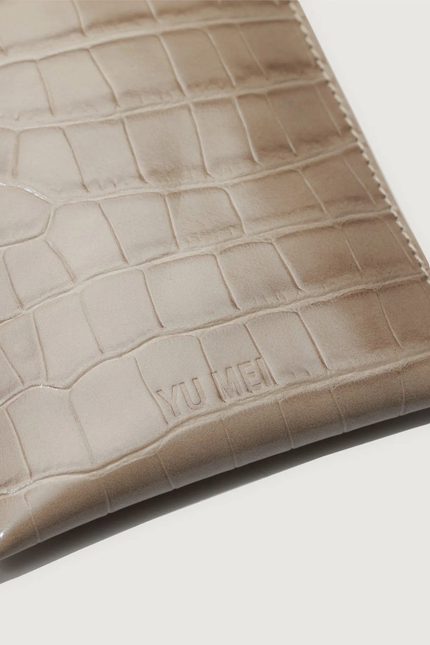 Yu Mei Luci Bag - Dune Croc